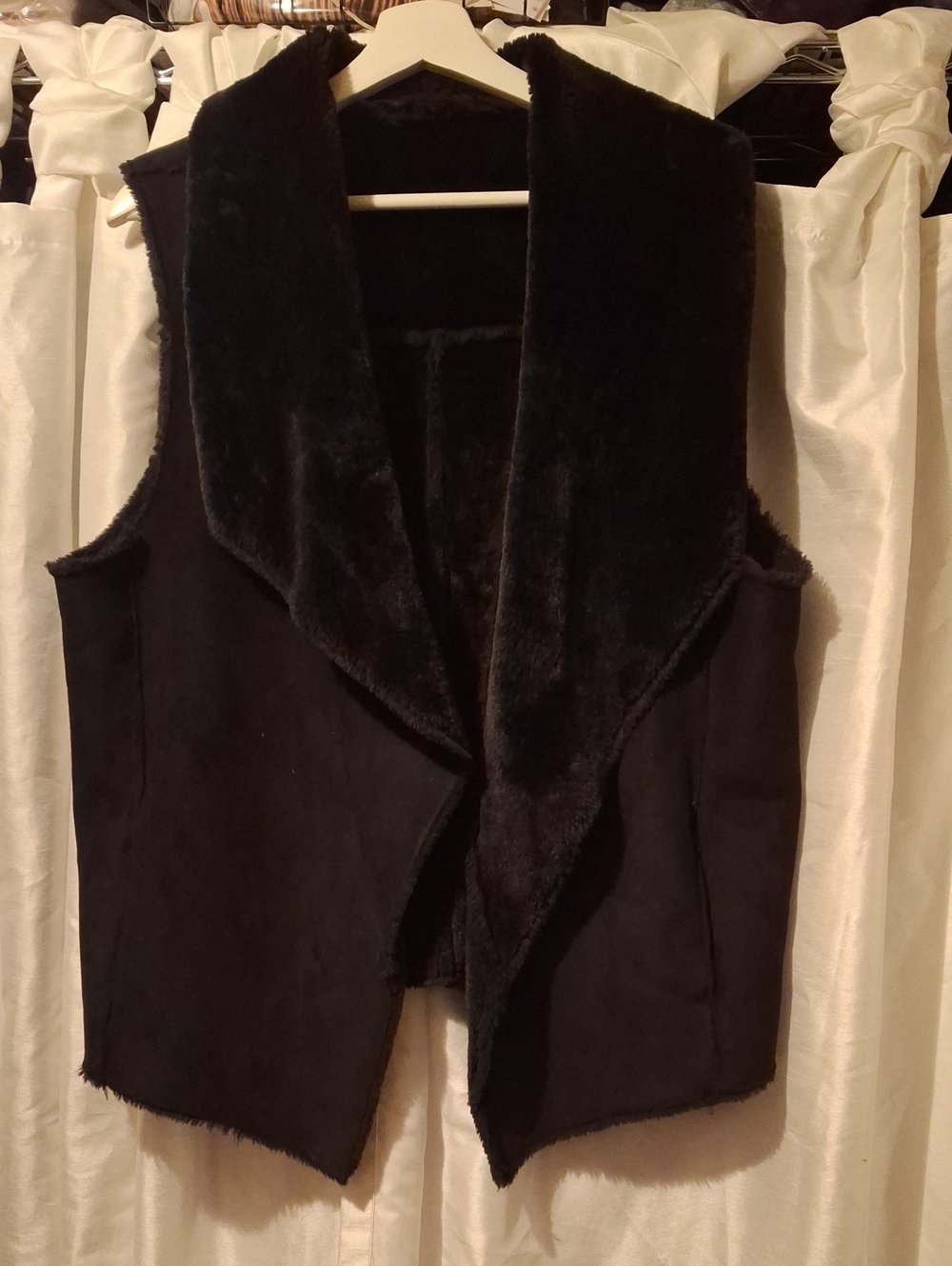 Renuar Black Faux Fur Shawl Collar Vest